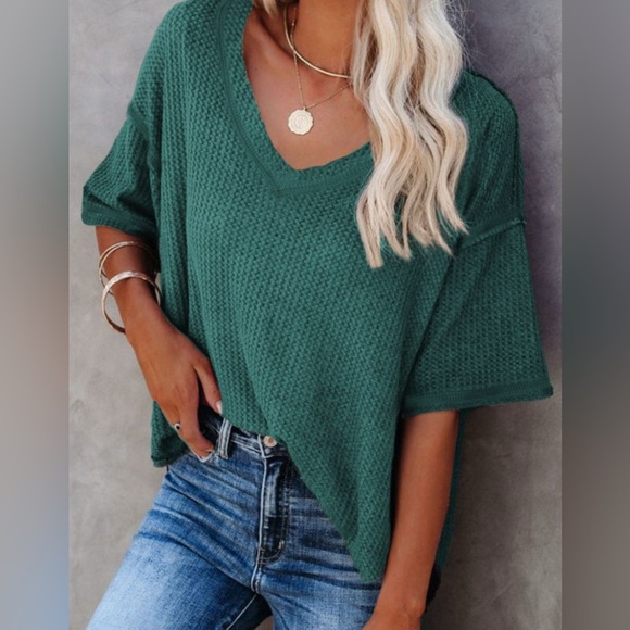 Green Exposed Seam V-Neck Knit Top - Picture 3 of 3